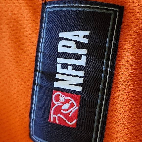 NFL TEAM APPAREL Denver Broncos #3 Russell Wilson Football Fan Jersey Orange - Picture 9 of 12